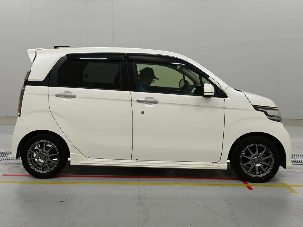 HONDA N-WGN