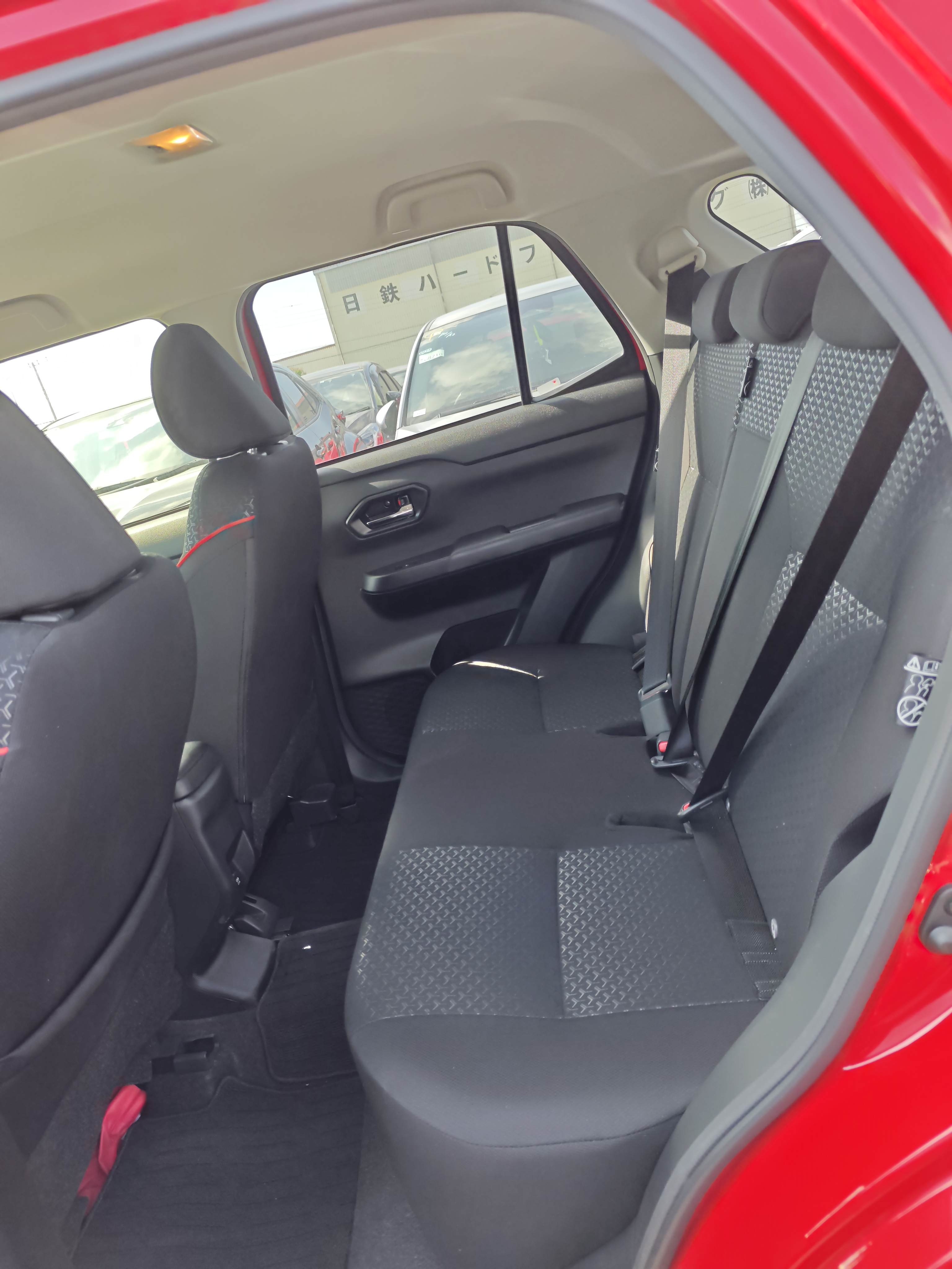 DAIHATSU ROCKY