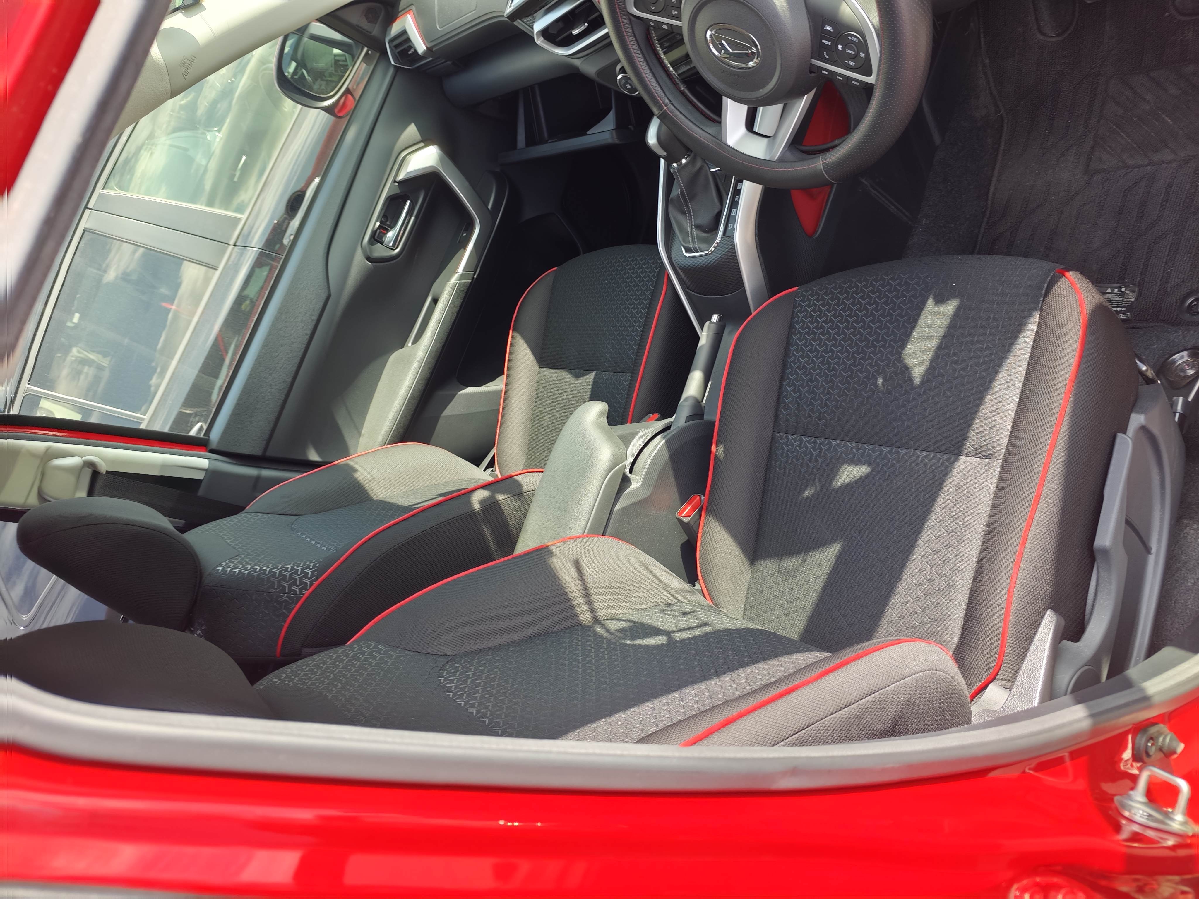 DAIHATSU ROCKY