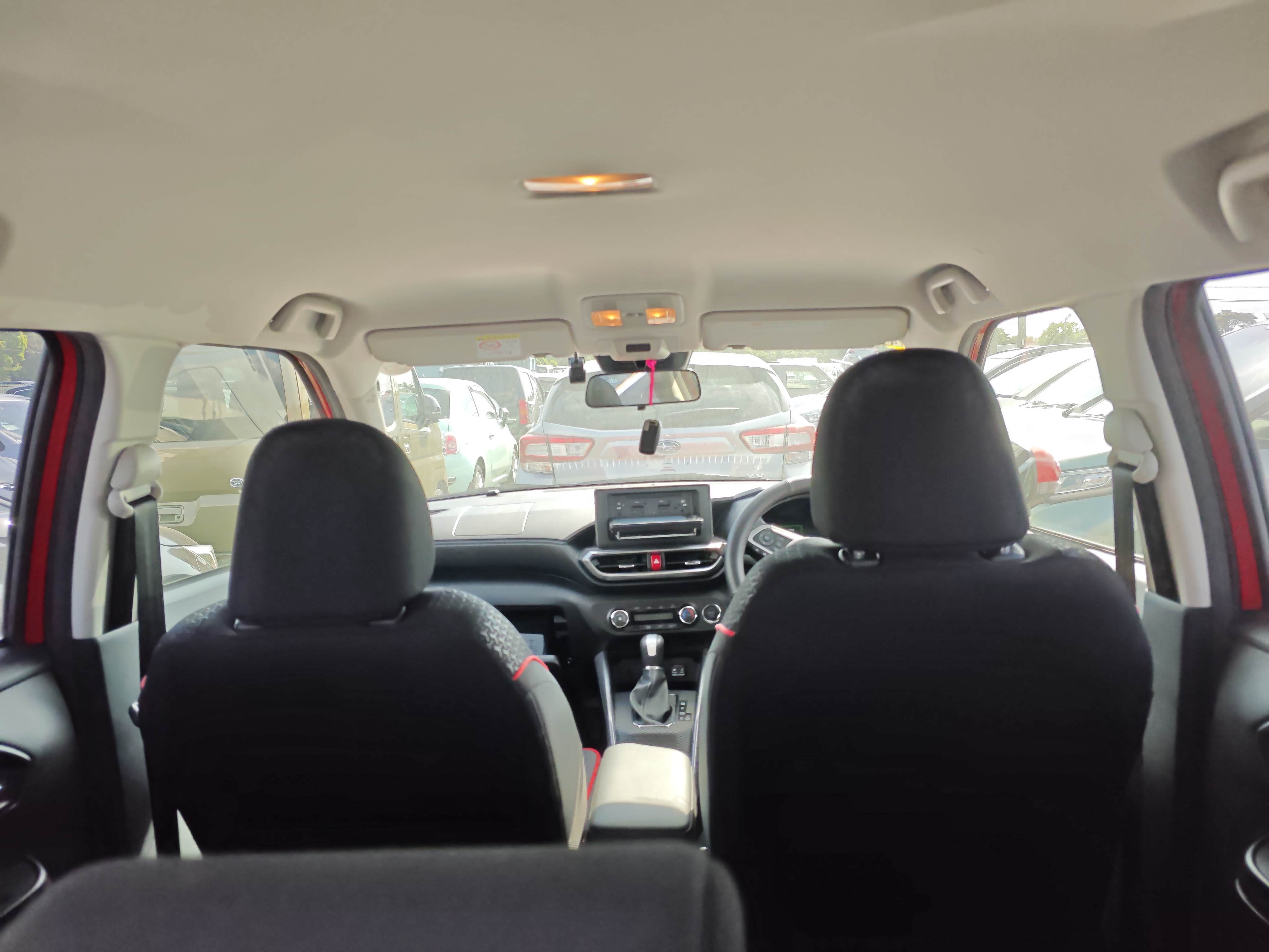 DAIHATSU ROCKY